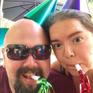 Meet your Posher, Max